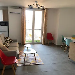  Appartement Joli T3 à Castellane